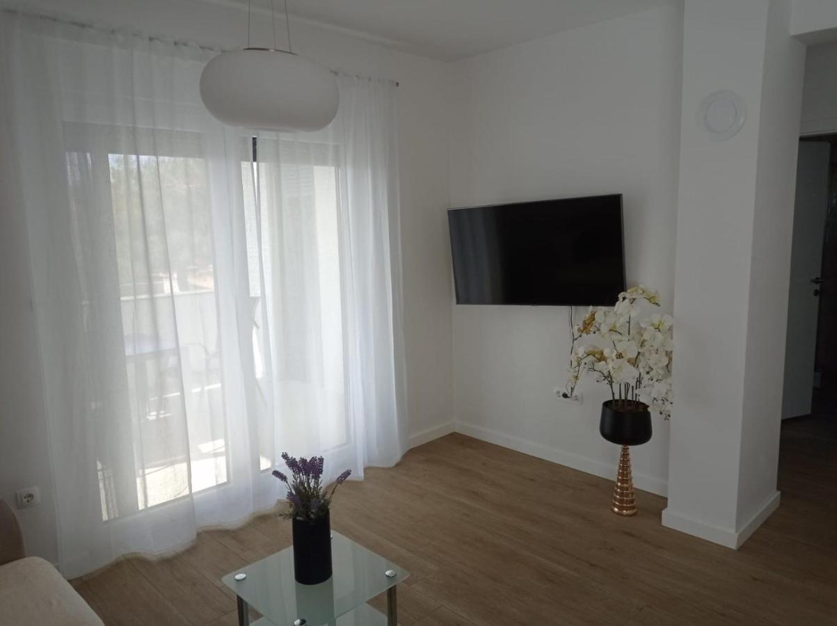Apartman Franc S Vir Exterior photo